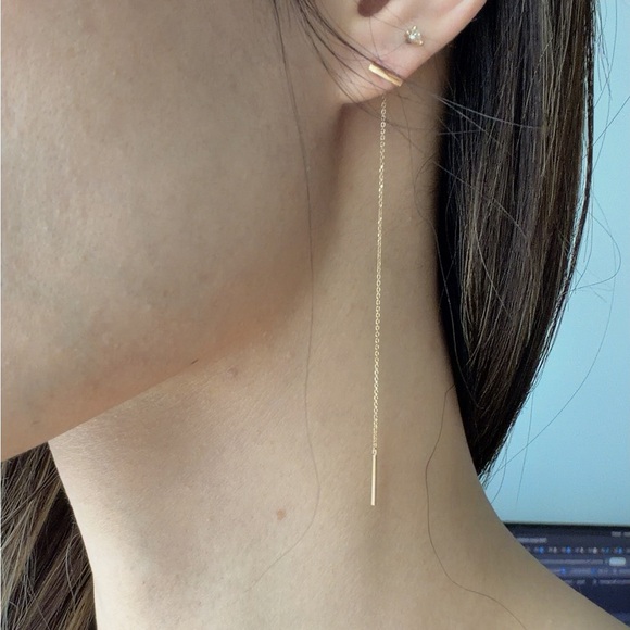 Mejuri 14K Gold Bar Threader Earrings - Picture 4 of 5